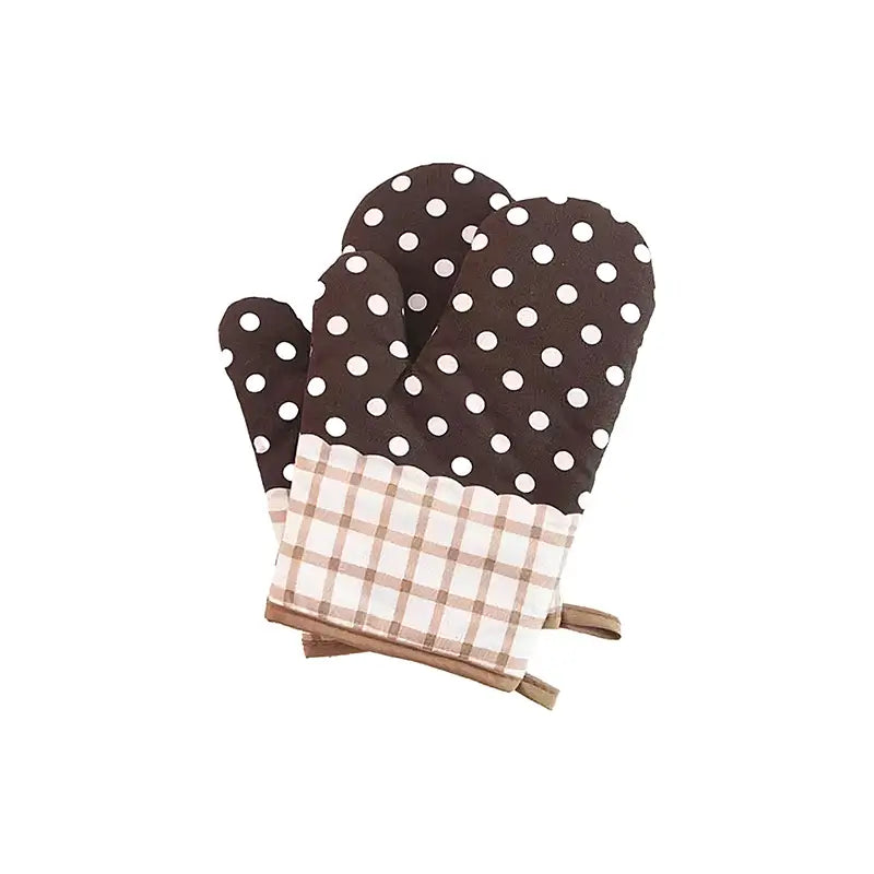 Gants pour le four marrons à pois blancs et détails en carreaux beiges, idéals pour un style rétro et une protection thermique.